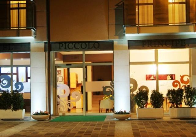 Hotel Piccolo Principe Villongo SantʼAlessandro Exterior foto